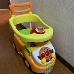 アンパンマン  乗り物  車