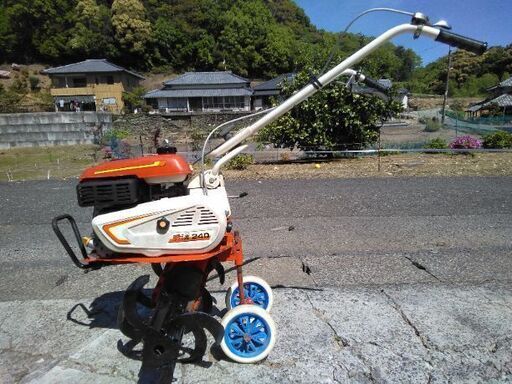 管理機　チビ楽 240　実働！！　逆回転付き！！　家庭菜園にも　  2.4 馬力　期間限定値下げ　GW 5/7まで この価格！！