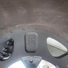 決まりました。ブロックタイヤホイール15インチ車