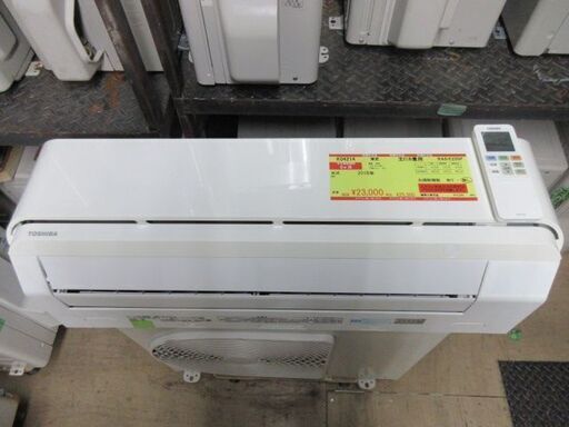 K04214　東芝　中古エアコン　主に6畳用　冷房能力　2.2KW ／ 暖房能力　2.2KW
