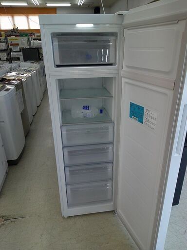 瓦チップ およそ3,800kg(4tダンプ1台分)