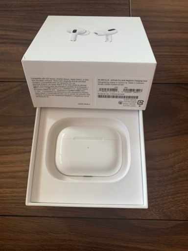 ヘッドフォン Apple AirPods Pro