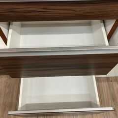 ブラウンのレンジボードが入荷しました。