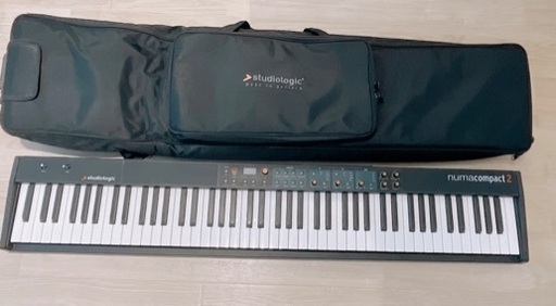 鍵盤楽器、ピアノ numacompact2
