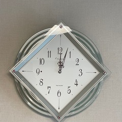 スワロフスキー石付き　掛け時計