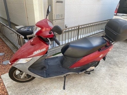 スズキ　アドレス125  ヘルメット\u0026リアボックス付