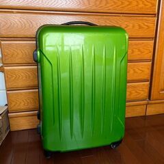 【値下げ】スーツケース（グリーン）