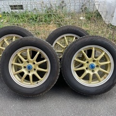 【取引中】ヴォクシー80   スタッドレスタイヤ