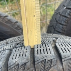 【取引中】ヴォクシー80   スタッドレスタイヤ