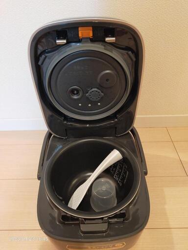 (お話中)[美品]象印 ZOJIRUSHI 圧力IH炊飯ジャー NW-JY10　+Toshiba真空圧力IH炊飯器 お話中)[美品]象印 ZOJIRUSHI 圧力IH炊飯ジャー NW-JY10 +Toshiba真空