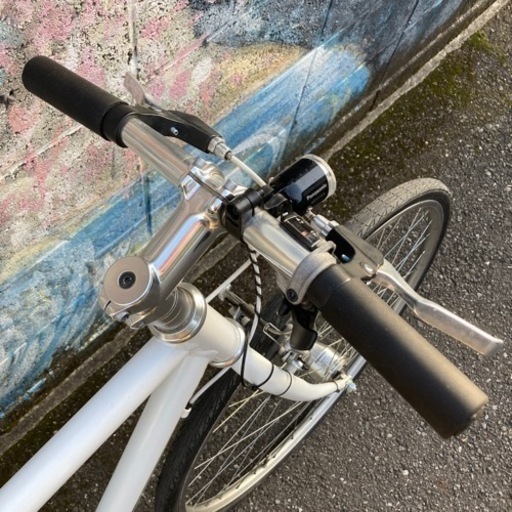 オートライトのクロスバイク カスタマイズ！整備済み。