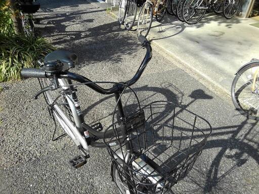 中古自転車2529 前後タイヤ新品！ 26インチ ギヤなし ダイナモライト