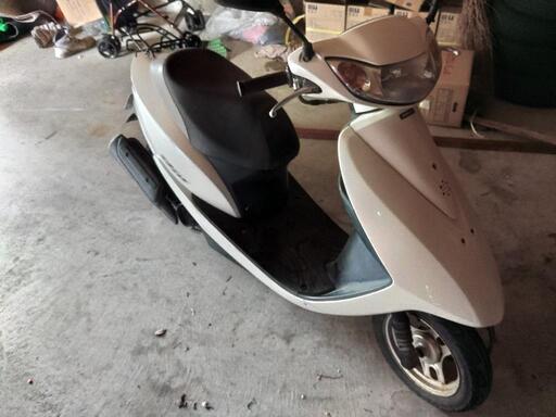 ディオ　AF68