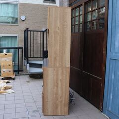 unico(ウニコ)の木の表情を生かしたカジュアルな印象のシリーズADDAY(アディ)のキッチンボードです♪可動棚は使い勝手もよく、お手入れもしやすいステンレス天板が魅力の食器棚/レンジボード！DD331