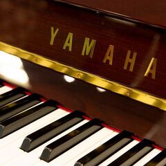 中古ピアノ　ヤマハ b113DMC (2022年製)