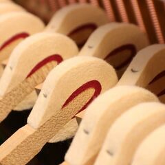 中古ピアノ　ヤマハ UX1 Seabed Navy (1986年製)