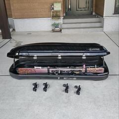 車のルーフボックス