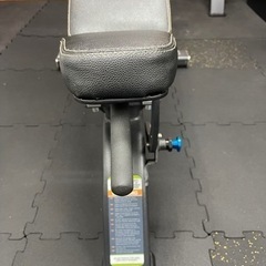 EVOLGEAR アジャスタブルベンチ