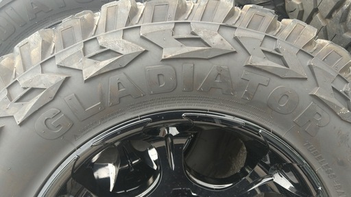 FUELホイールタイヤ4本 pcd127 20inc 13.5r 【公式通販】