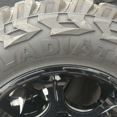 FUELホイールタイヤ4本 pcd127 20inc 13.5rの通販はau PAY マーケット 