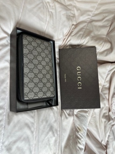 GUCCIグッチ大きめな財布
