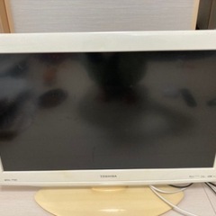 テレビ32型　東芝REGZA