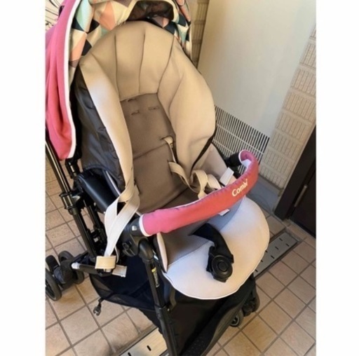 美品！！combi スゴカルα 4キャス エッグショック