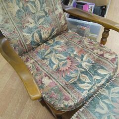 飛騨産業家具｜キツツキ｜穂高｜クラシックオットマン｜ GMIH316B○飛騨産業 / HIDA キツツキ 穂高 スツール オットマン 椅子