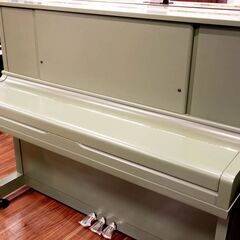 中古ピアノ　ヤマハ UX10BL British Hunter Green (1990年製)