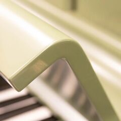 中古ピアノ　ヤマハ UX10BL British Hunter Green (1990年製)