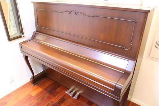 中古ピアノ　ヤマハ WX106W (1987年製)