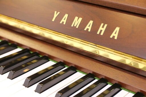 中古ピアノ　ヤマハ WX106W (1987年製)