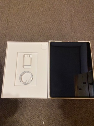 ipad pro 12.9 第４世代