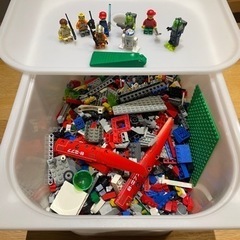レゴブロック　LEGOブロック約4kg❗️ブロック外しとR2-D2付き