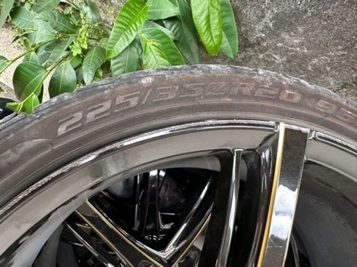 大迫力‼️ LUXALES製 20インチアルミホイール＆タイヤ×4本セット