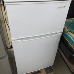 2017年製 ヤマダ電気 2ドア冷蔵庫90L YRZ-C09B-1