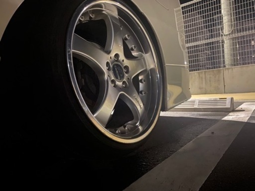 カールソン1/5RS、8.5J,9.5J、19インチ