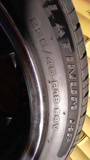 18インチ 100系ハイエースで使用 バリ山 - タイヤ、ホイール 