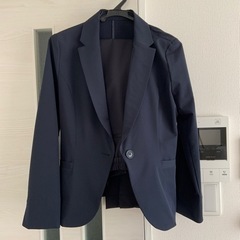 【3月15日まで】濃紺スーツ上下M、11号