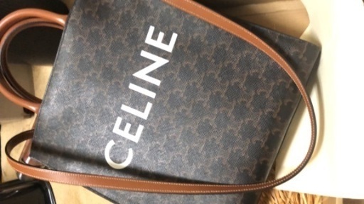 セリーヌ　Celine