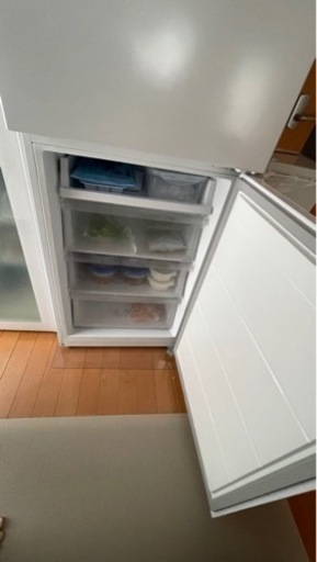 5月20日締切！！　アイリスオーヤマ 冷蔵庫 ホワイト 274L 冷凍室100L 霜取り不要 幅54.7cm IRSN27AW