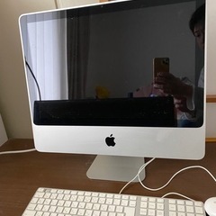 正常に起動しないMacのデスクトップパソコン