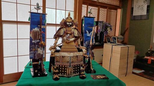今からでもいかがですか？端午の節句　鎧兜、甲冑等の本格セット　五月人形