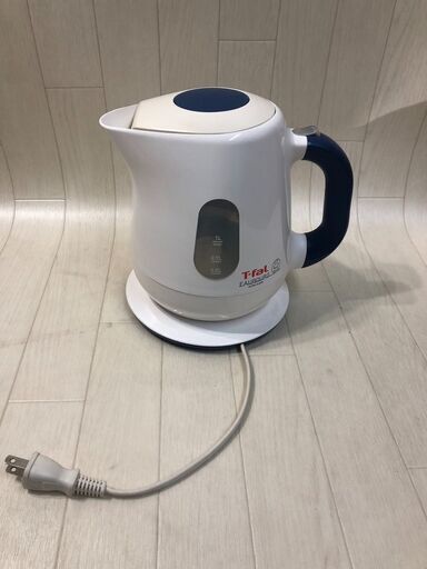 A2730\tティファール　電気ケトル\t容量１L