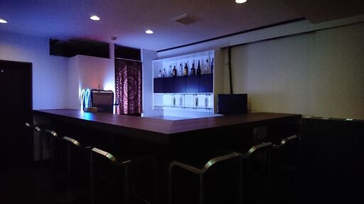 居抜き飲食店舗（内装、厨房機器など）売ります。