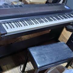YAMAHA　電子ピアノ　CLP-300