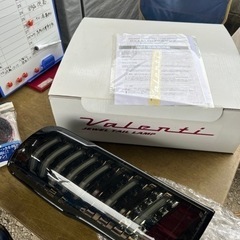 NV350キャラバン バレンティスモークテール