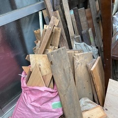 少量でもok薪、DIYに♪古材、廃材、材木たくさんあります^_^