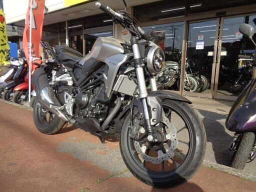 NO.4674　ＣＢ２５０Ｒ（ＭＣ５２） 水冷４サイクル単気筒エンジン　ＦＩ車　シルバー　☆彡