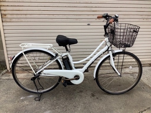 45ヤマハ新機種電動アシスト自転車pas ami ホワイトアルミボディー
